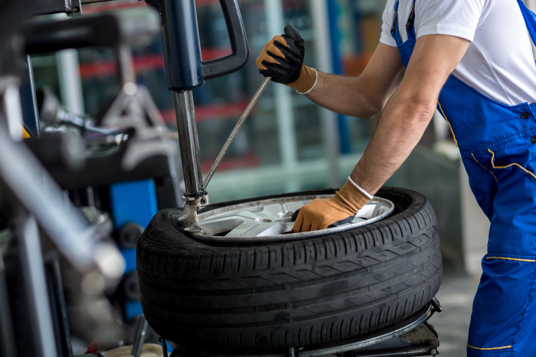 3 Tyre Issues You Can Fix When You Book a Car Service